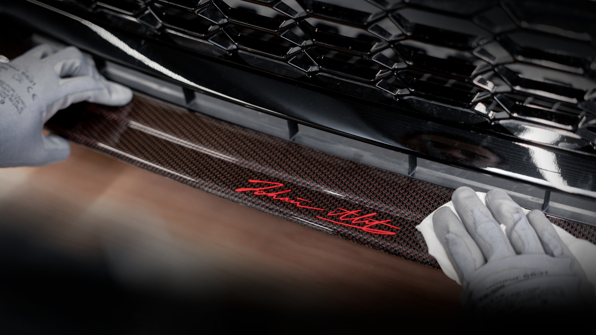 View of the preparation of the front lip of a Johann Abt Edition